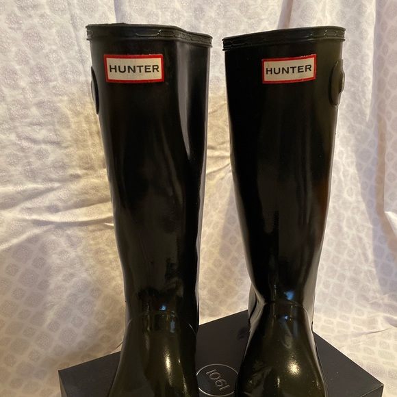 Matte Black Hunter Rainboots - Picture 2 of 11